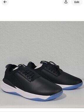 Clove Nursing Classic Sneaker Men's Size 10 Women's 11.5 NEW